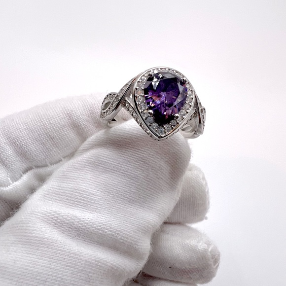 Sale $25 Firm! .925 Sterling Silver Simulated Amethyst Cz Ring - Picture 17 of 17